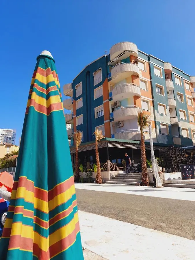 דורס Seaside Deluxe Apartment
