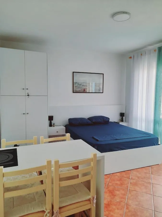 דורס Seaside Deluxe Apartment